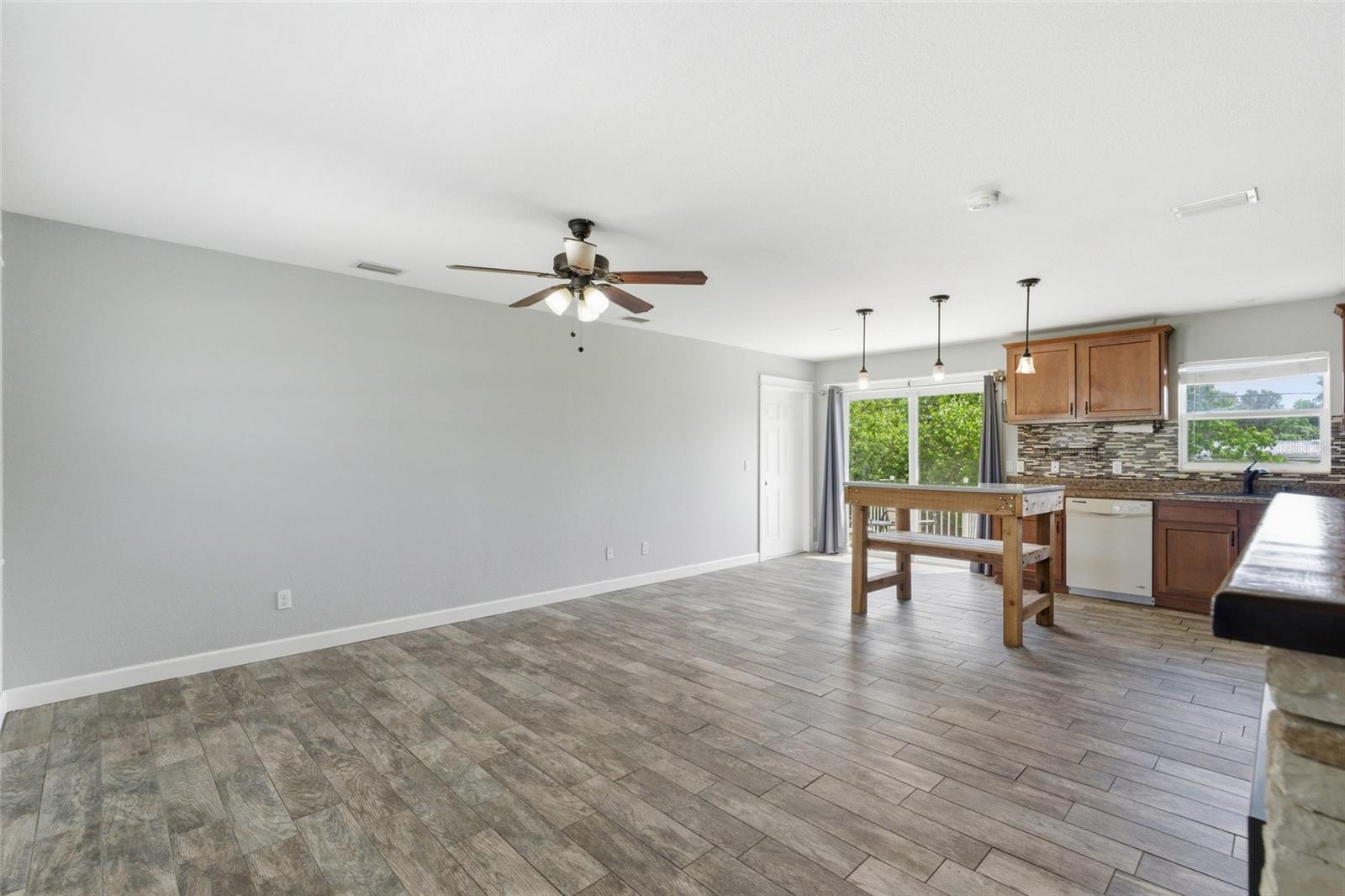 AQUI ESTATE UN 02 - Residential