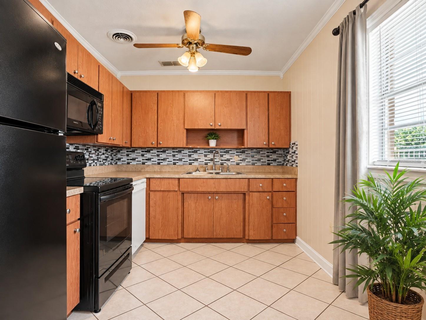 322 NE 9TH STREET