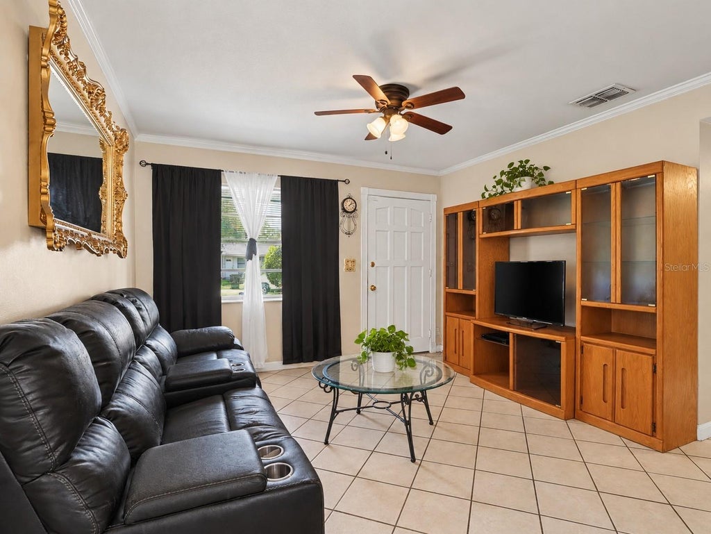 Photo of 322 NE 9th Street, Mulberry, FL 33860 (MLS # TB8547264)