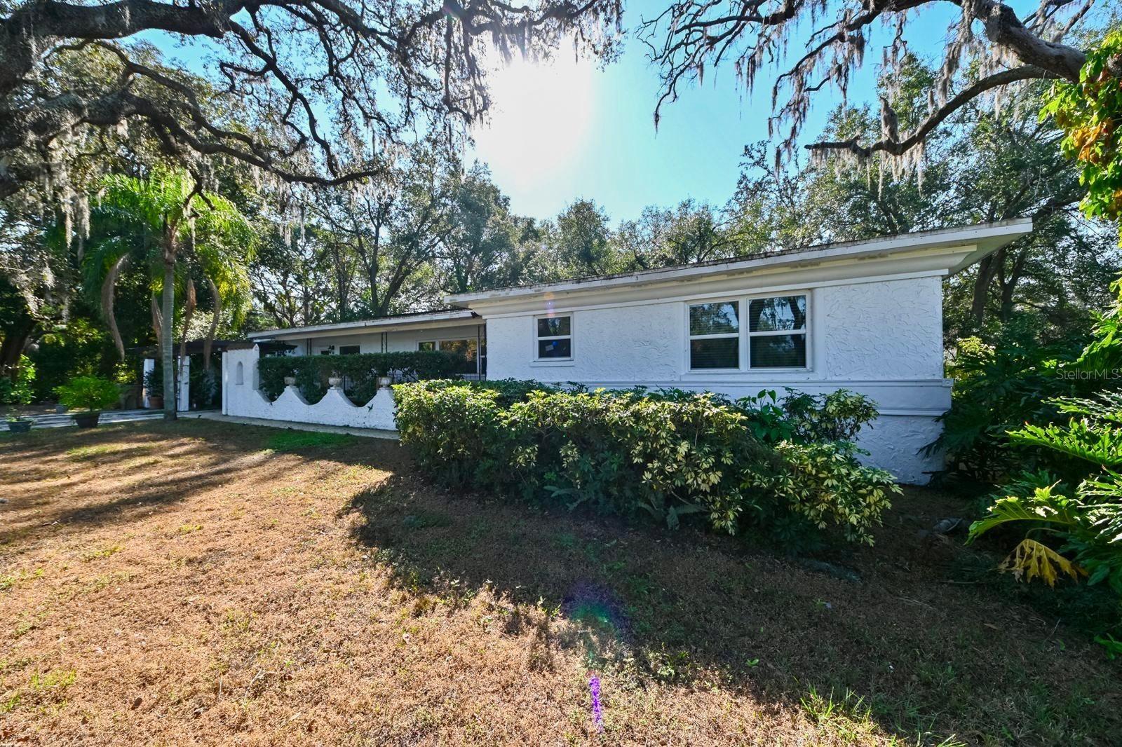 TEMPLE TERRACE ESTATES SEC 22 - Residential Lease