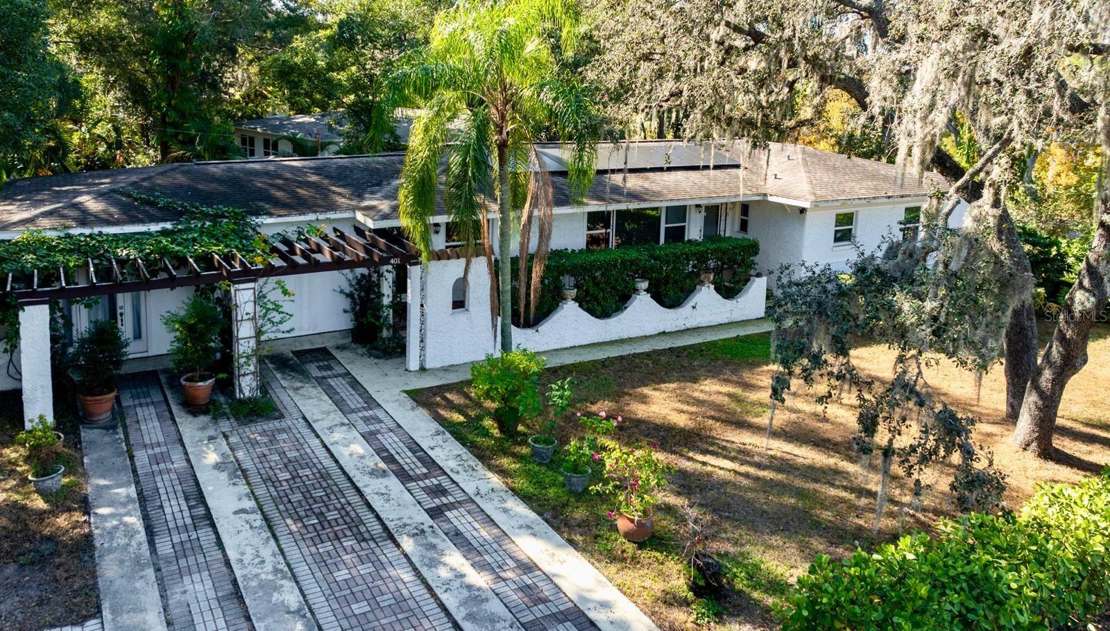 TEMPLE TERRACE ESTATES SEC 22 - Residential Lease