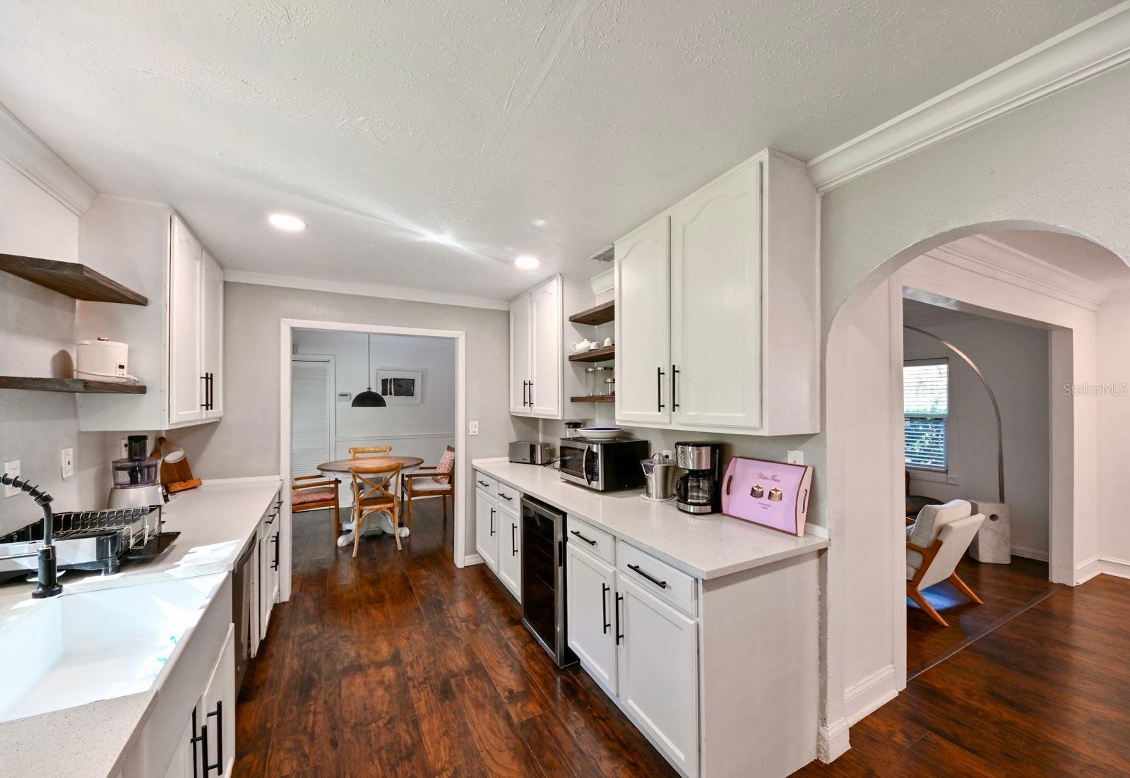 TEMPLE TERRACE ESTATES SEC 22 - Residential Lease