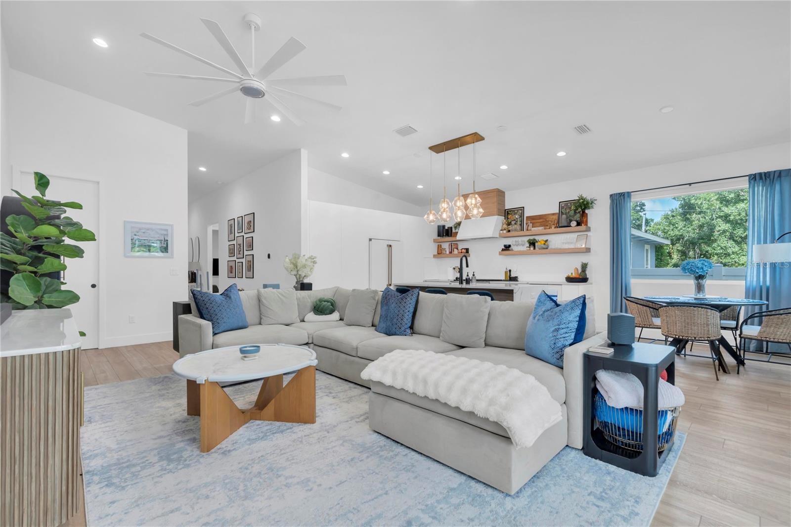 WESTMINSTER PLACE - Residential