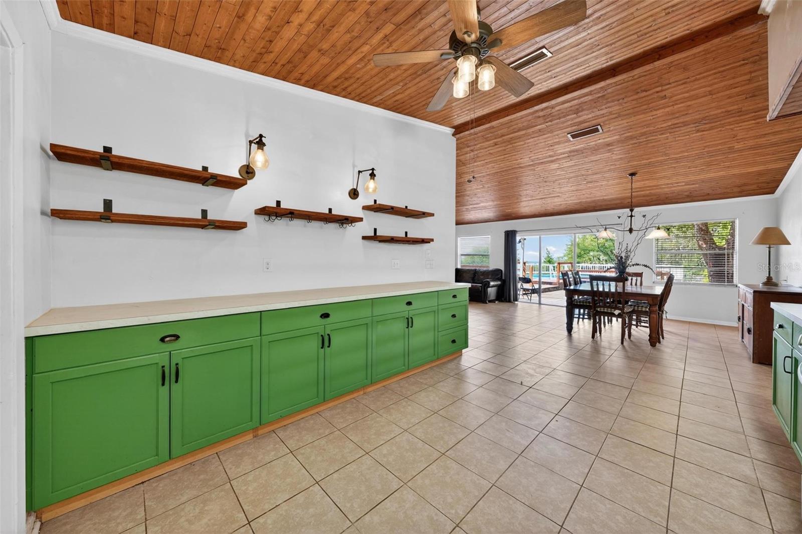 SUNNYSIDE AREA - Residential