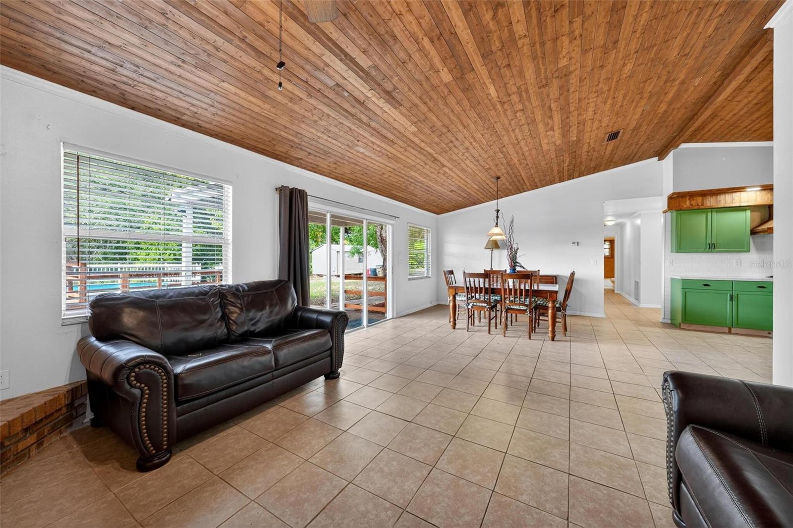 SUNNYSIDE AREA - Residential