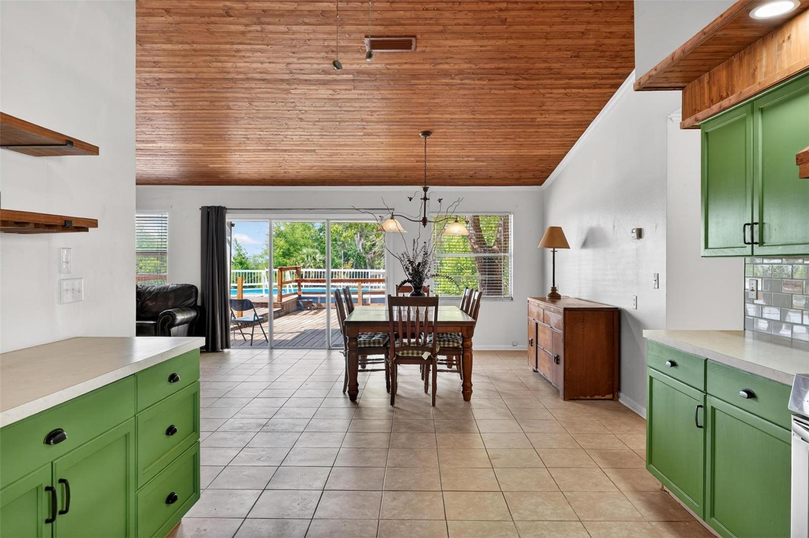 SUNNYSIDE AREA - Residential
