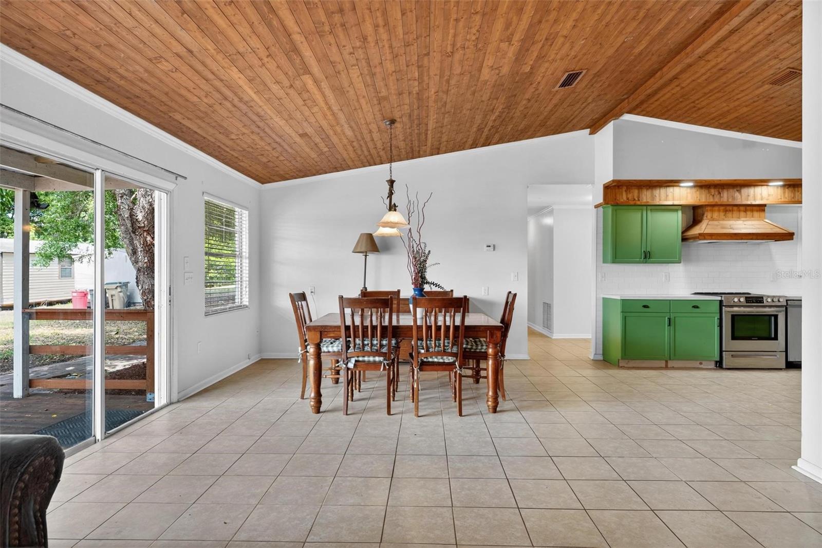 SUNNYSIDE AREA - Residential