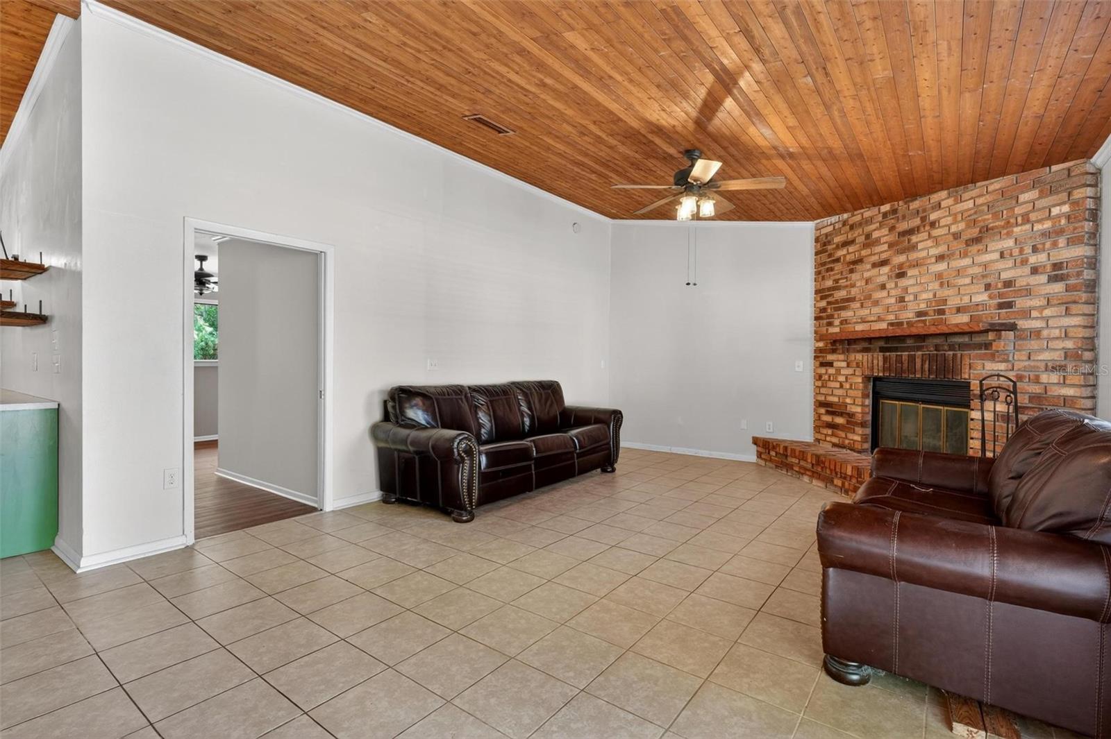 SUNNYSIDE AREA - Residential