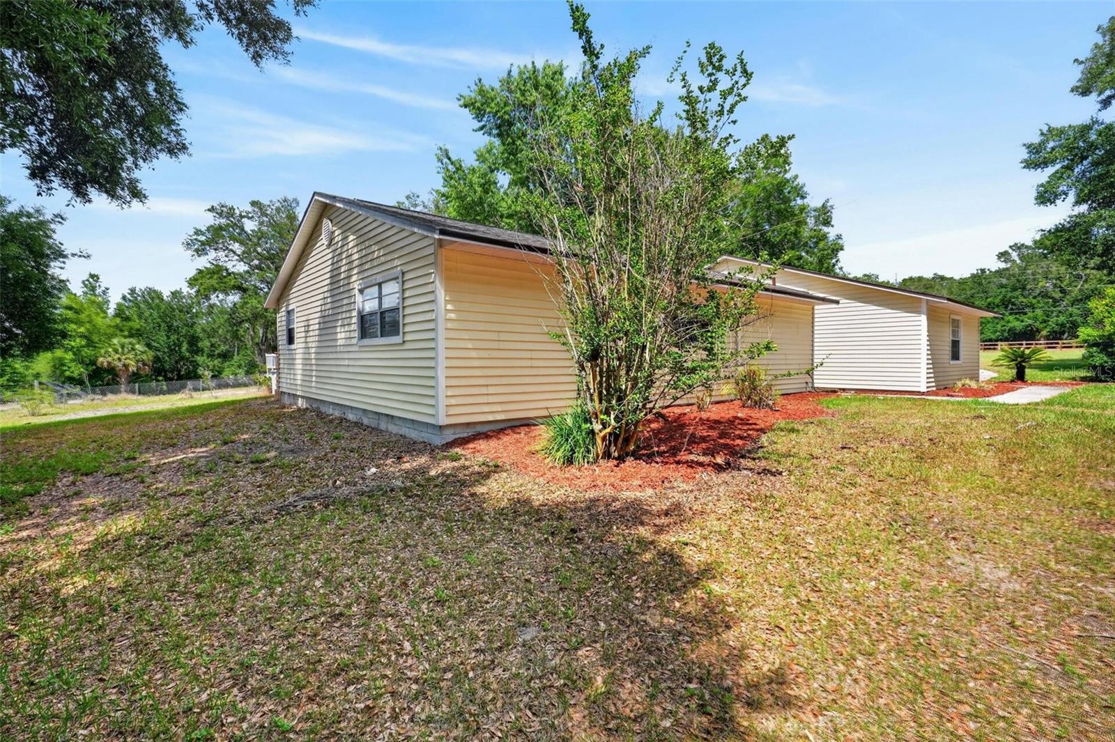 SUNNYSIDE AREA - Residential
