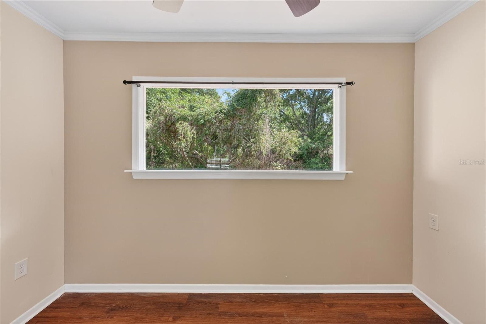SUNNYSIDE AREA - Residential