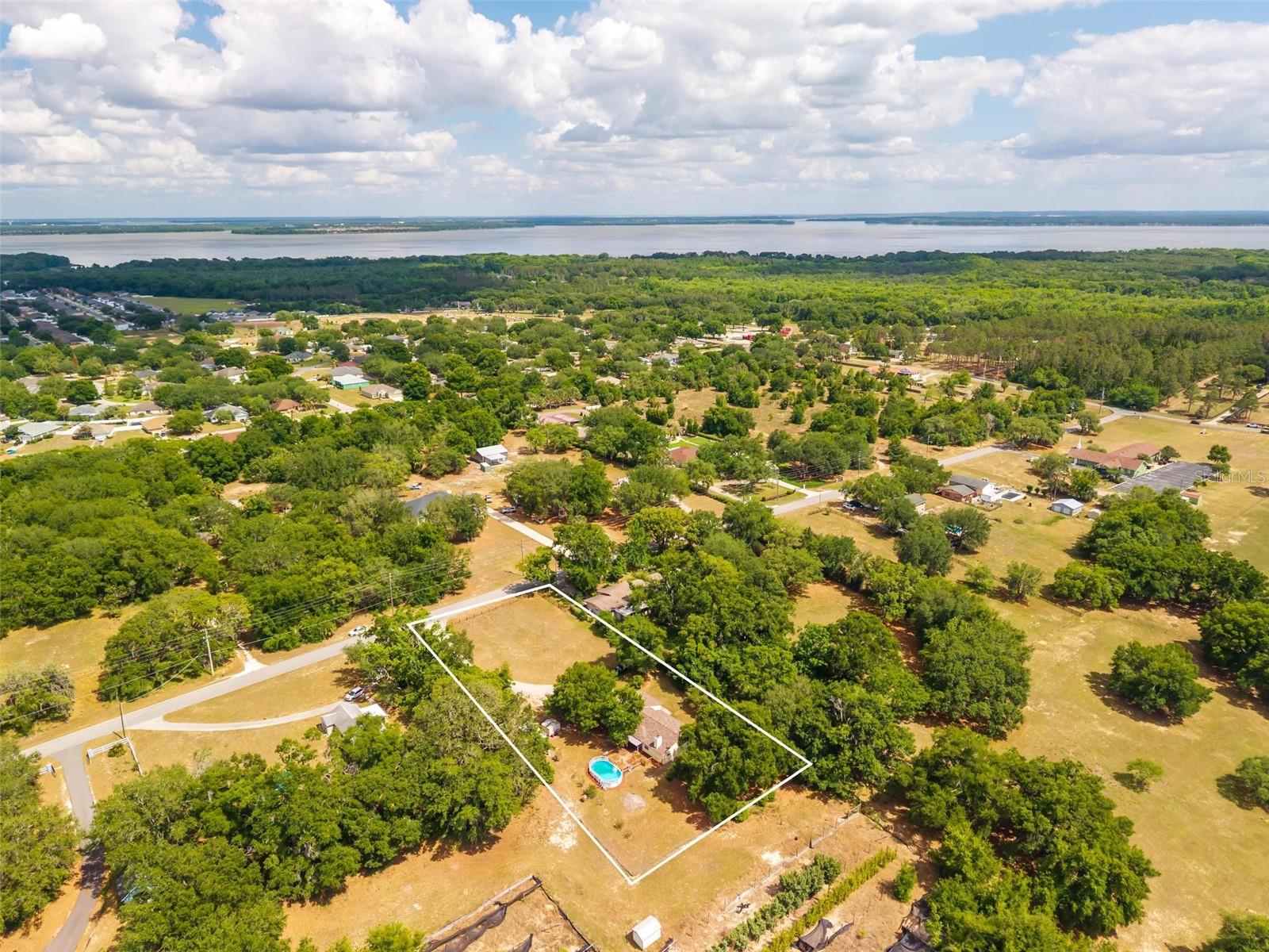 SUNNYSIDE AREA - Residential