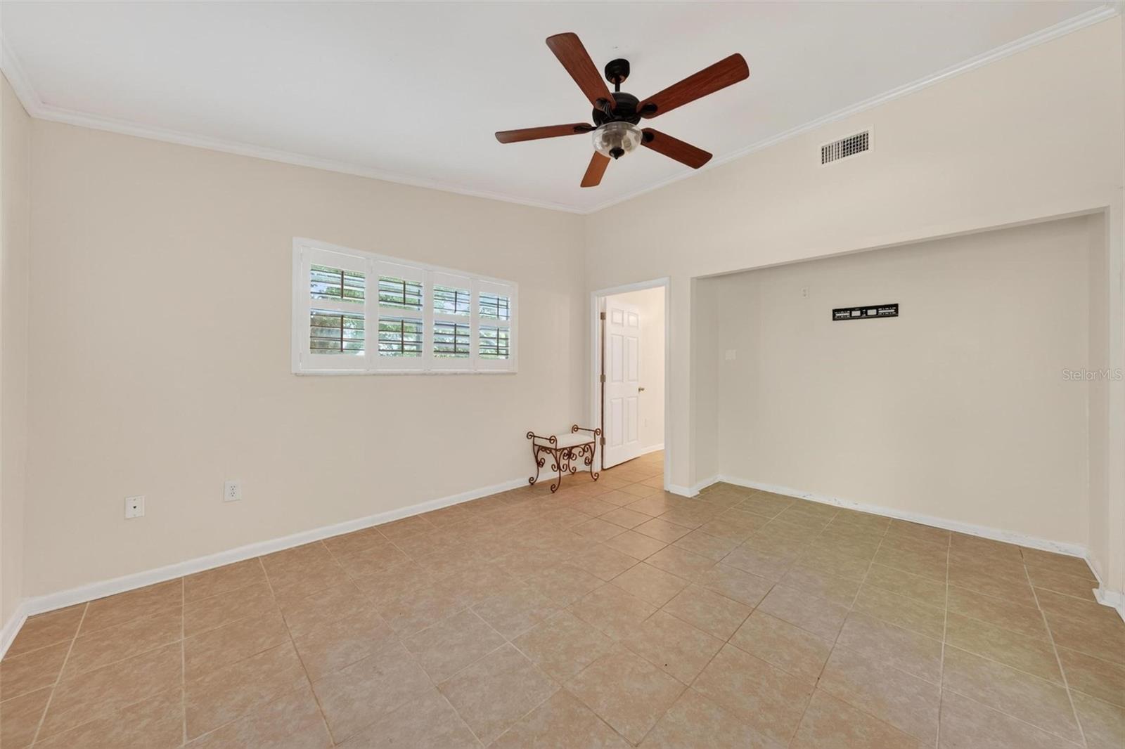 SUNNYSIDE AREA - Residential