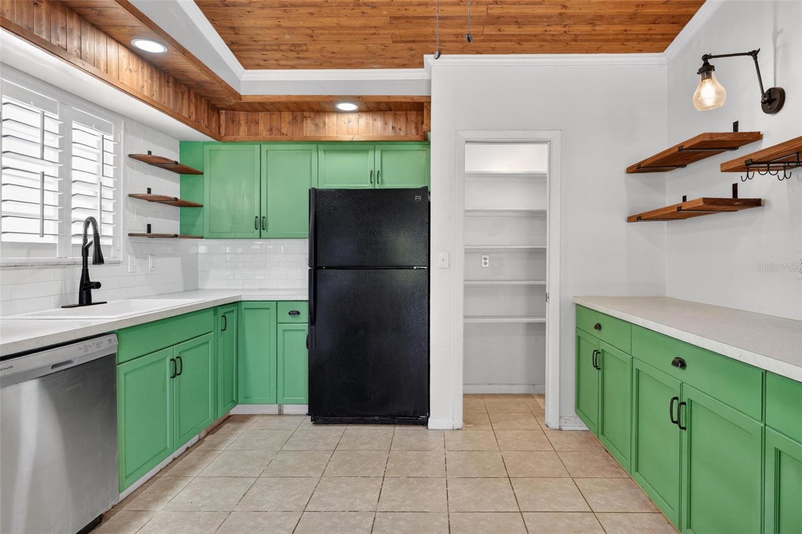 SUNNYSIDE AREA - Residential