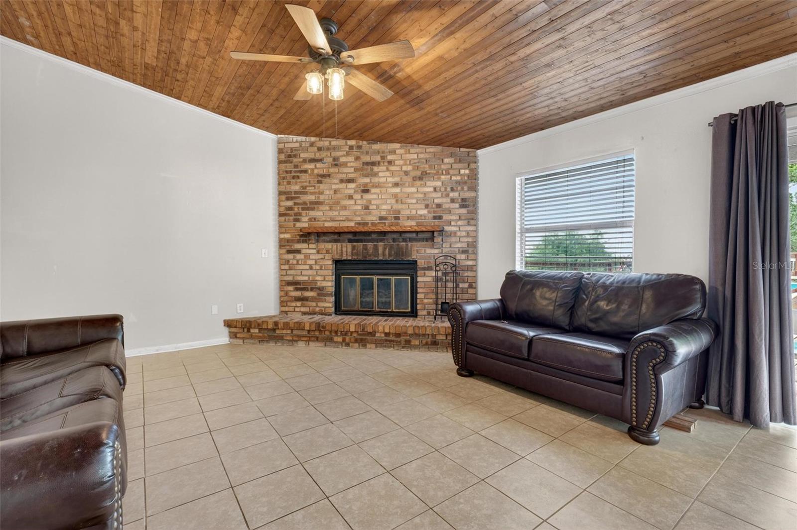 SUNNYSIDE AREA - Residential