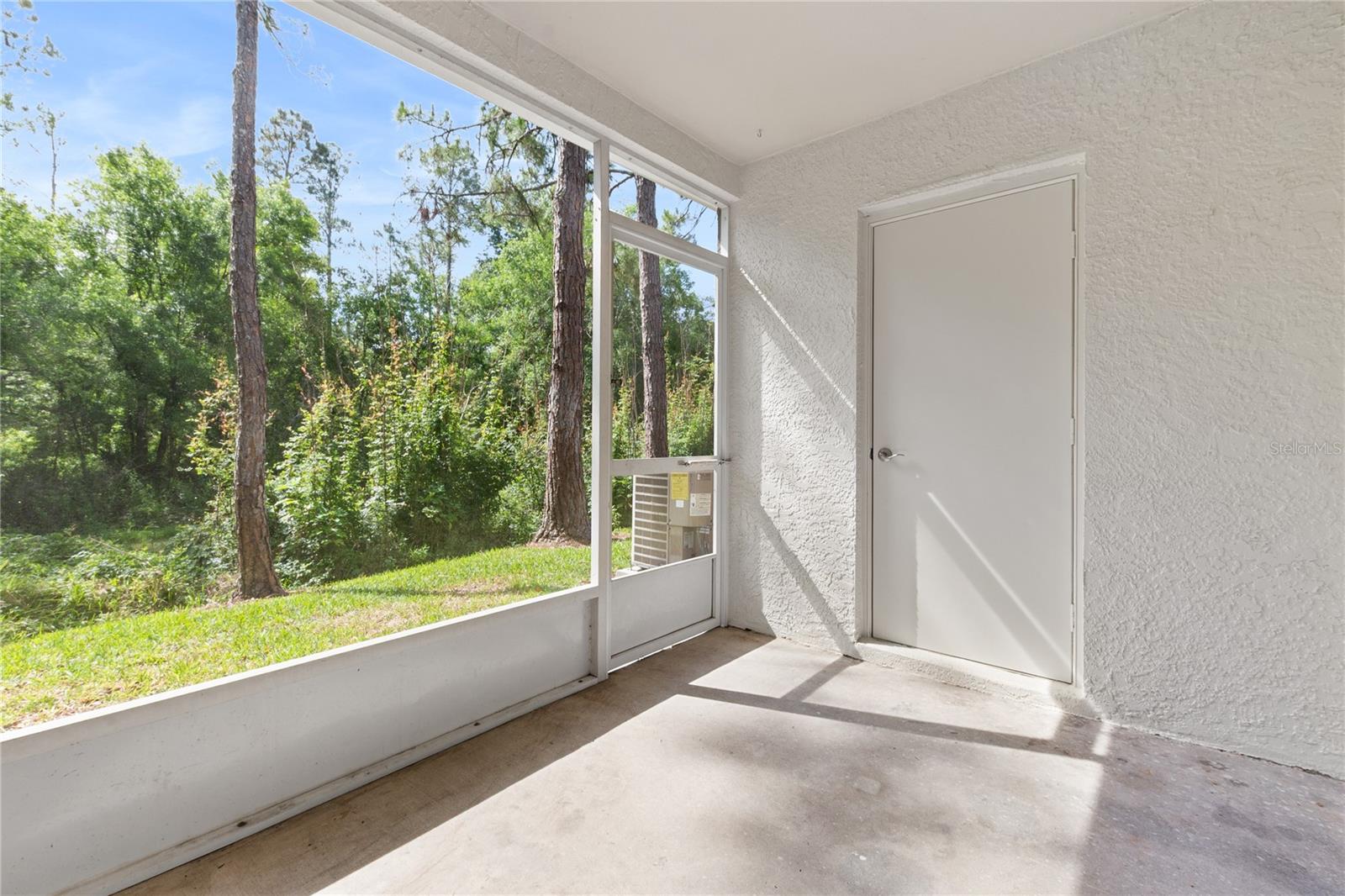 HUNTERS KEY TWNHMS AT NORT - Residential