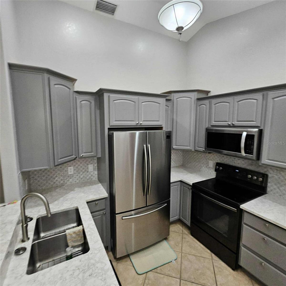 PUNTA GORDA ISLES SEC 18 - Residential