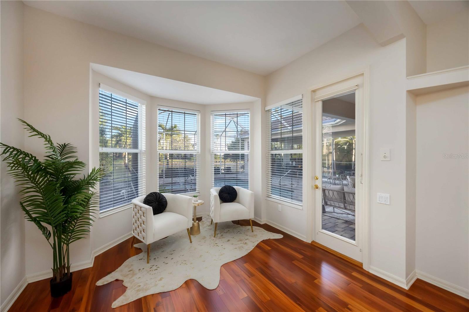 UNIVERSITY PARK - Residential