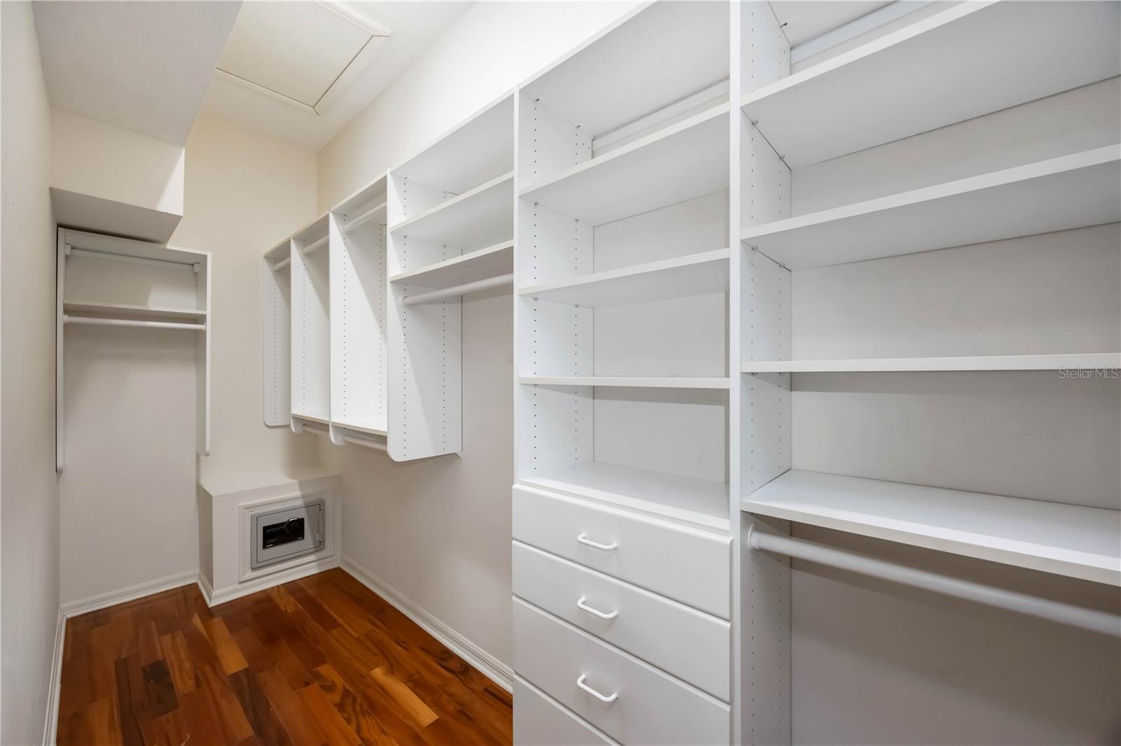 UNIVERSITY PARK - Residential