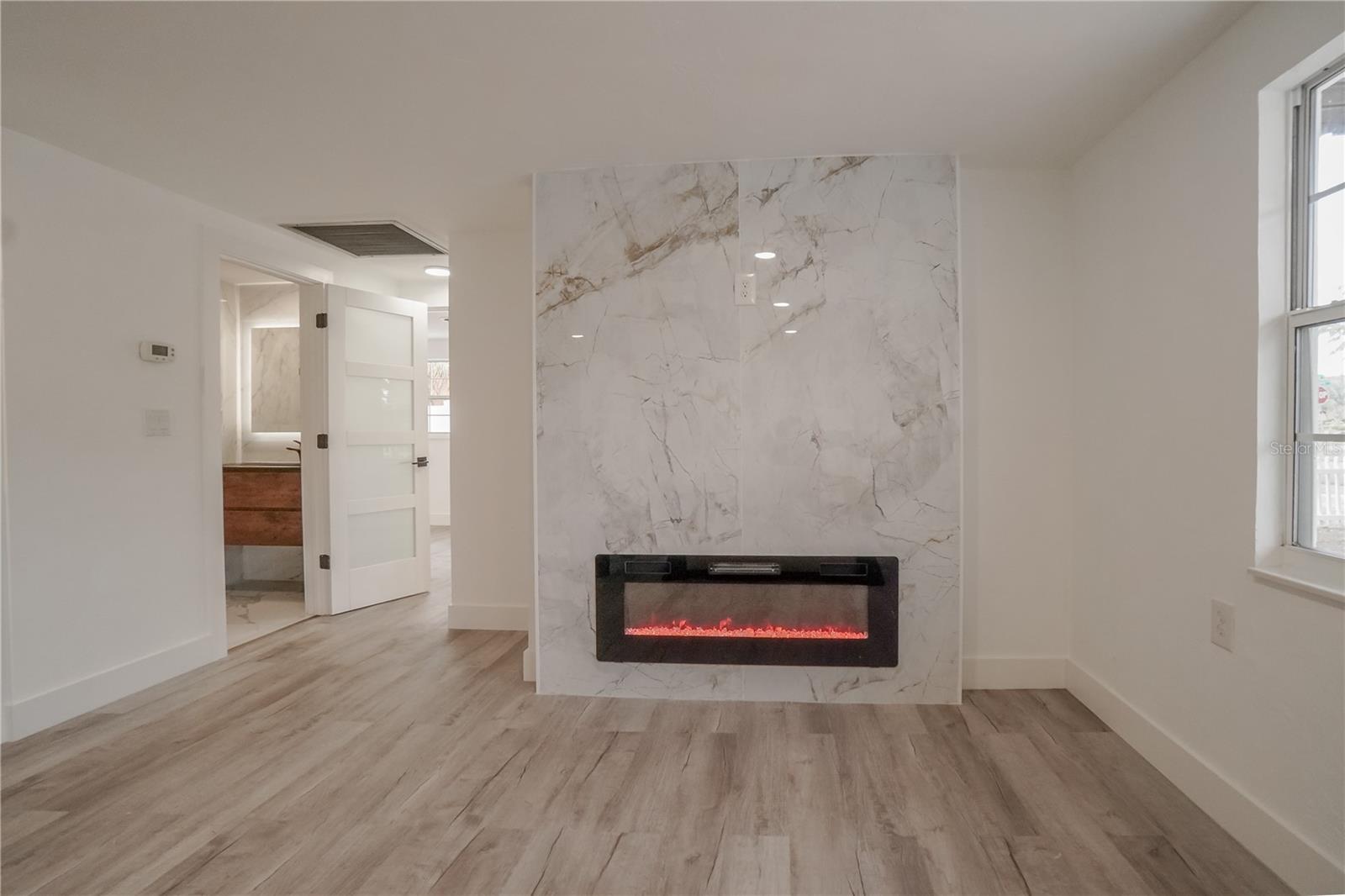 BAY HEIGHTS - Residential