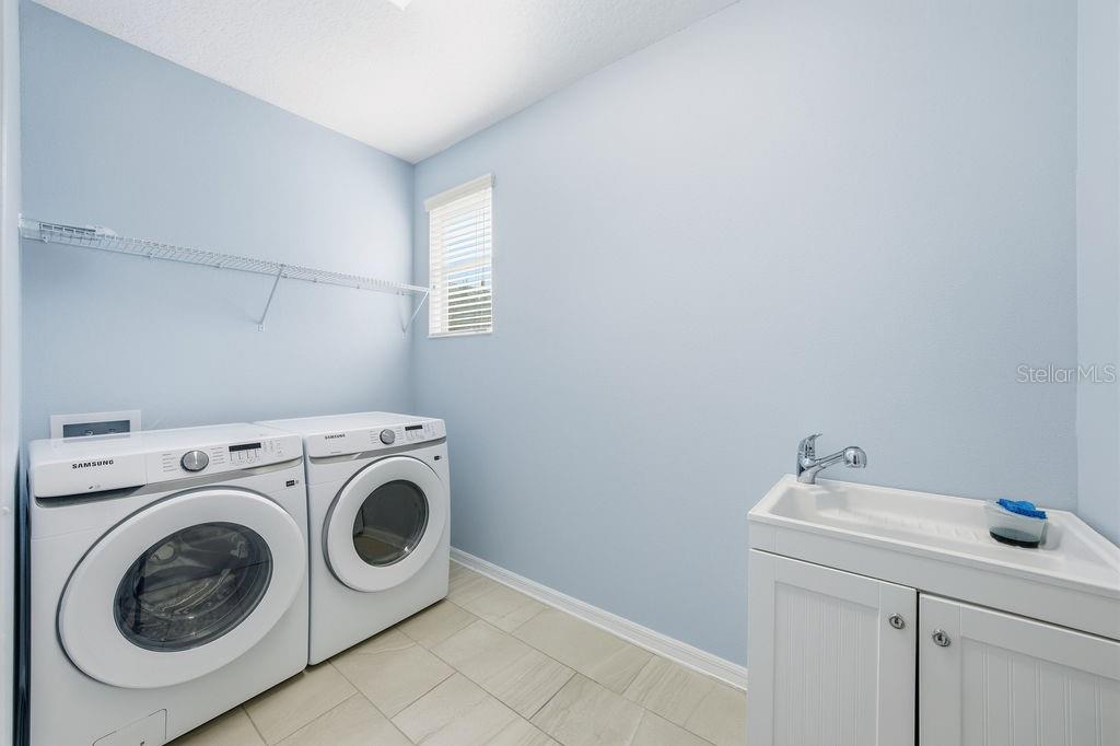 ENCLAVE AT LAKE SEMINOLE - Residential