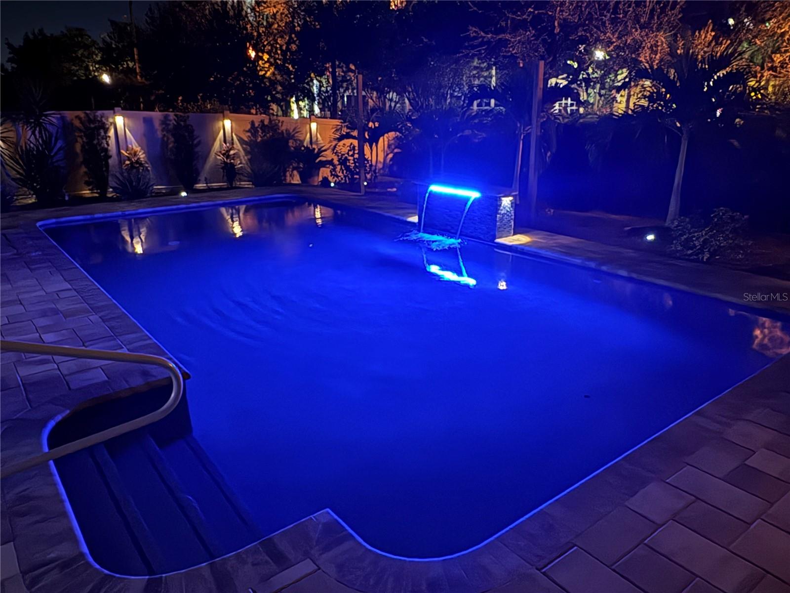 ENCLAVE AT LAKE SEMINOLE - Residential