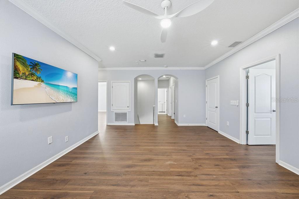 ENCLAVE AT LAKE SEMINOLE - Residential