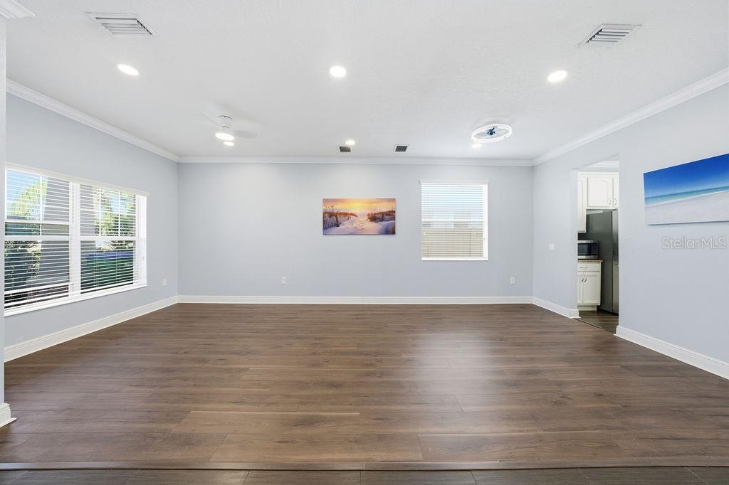 ENCLAVE AT LAKE SEMINOLE - Residential