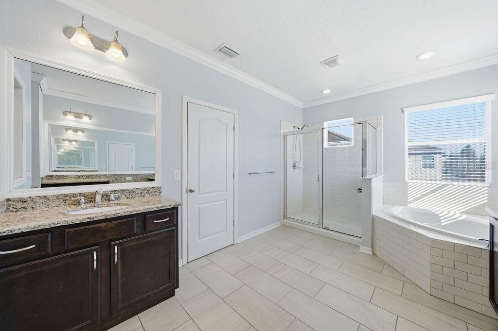 ENCLAVE AT LAKE SEMINOLE - Residential