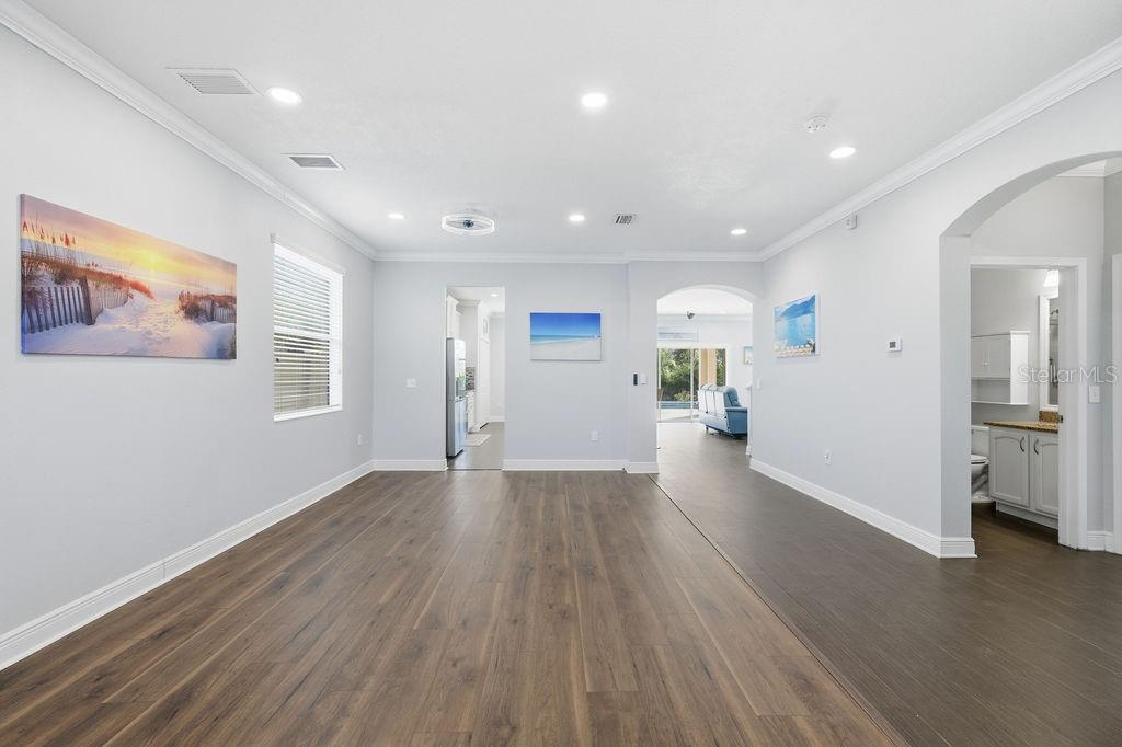 ENCLAVE AT LAKE SEMINOLE - Residential