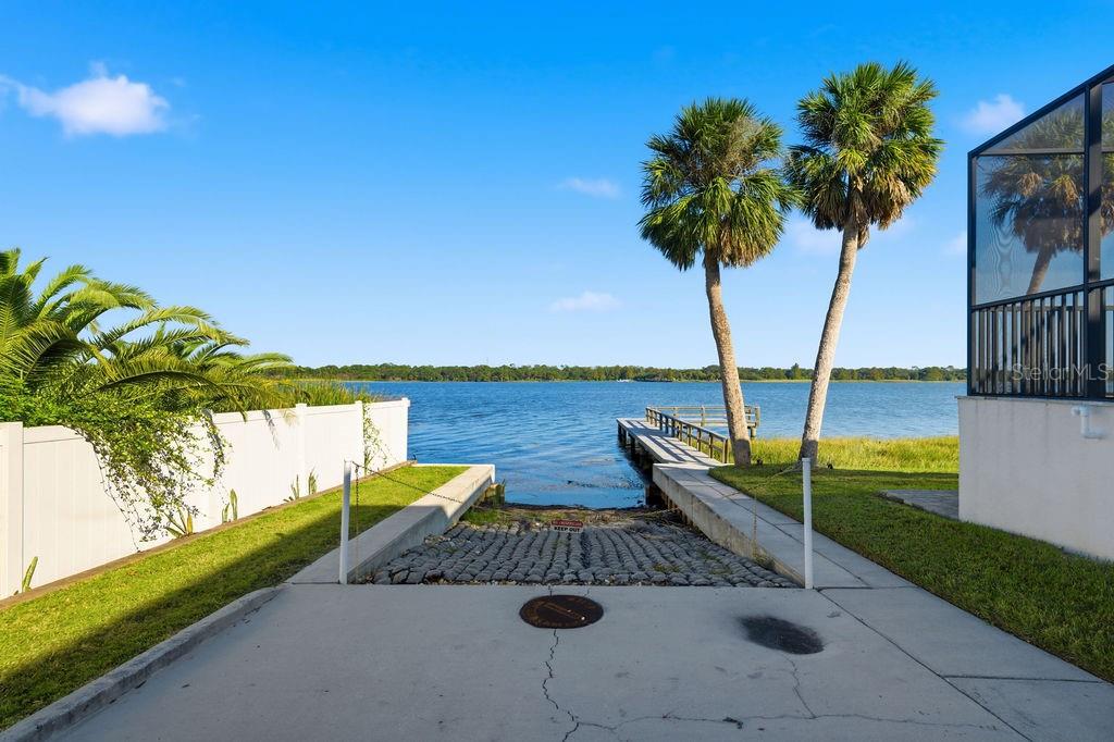 ENCLAVE AT LAKE SEMINOLE - Residential