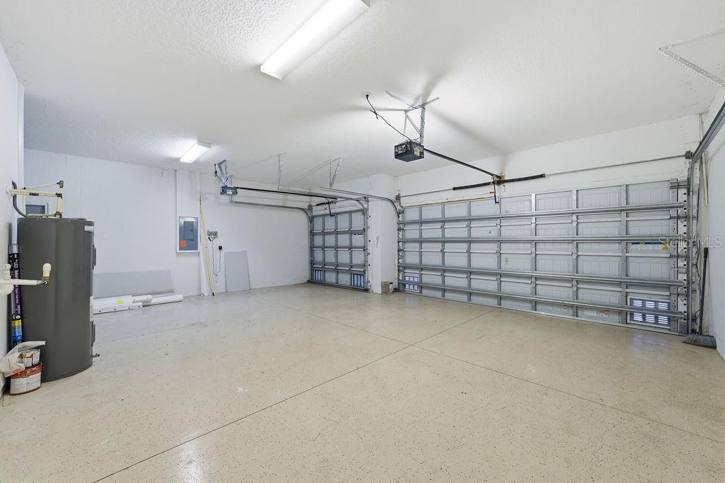 ENCLAVE AT LAKE SEMINOLE - Residential