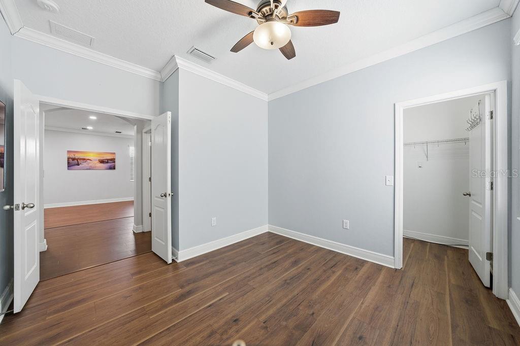 ENCLAVE AT LAKE SEMINOLE - Residential