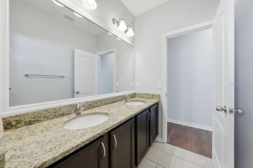 ENCLAVE AT LAKE SEMINOLE - Residential