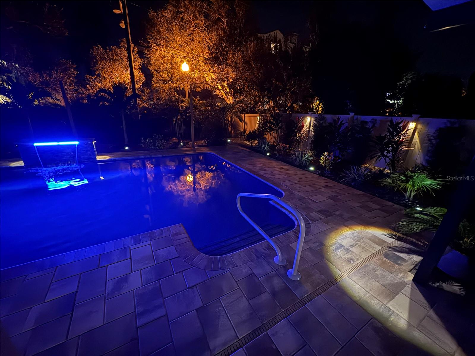 ENCLAVE AT LAKE SEMINOLE - Residential