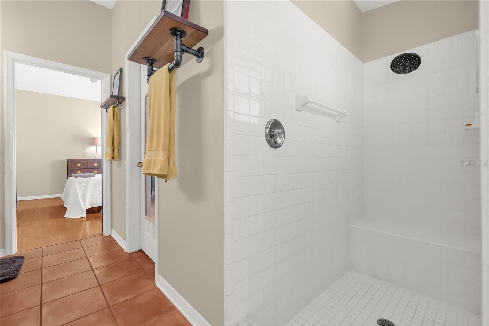 GREATER HILLS PH 06 LT 601 - Residential