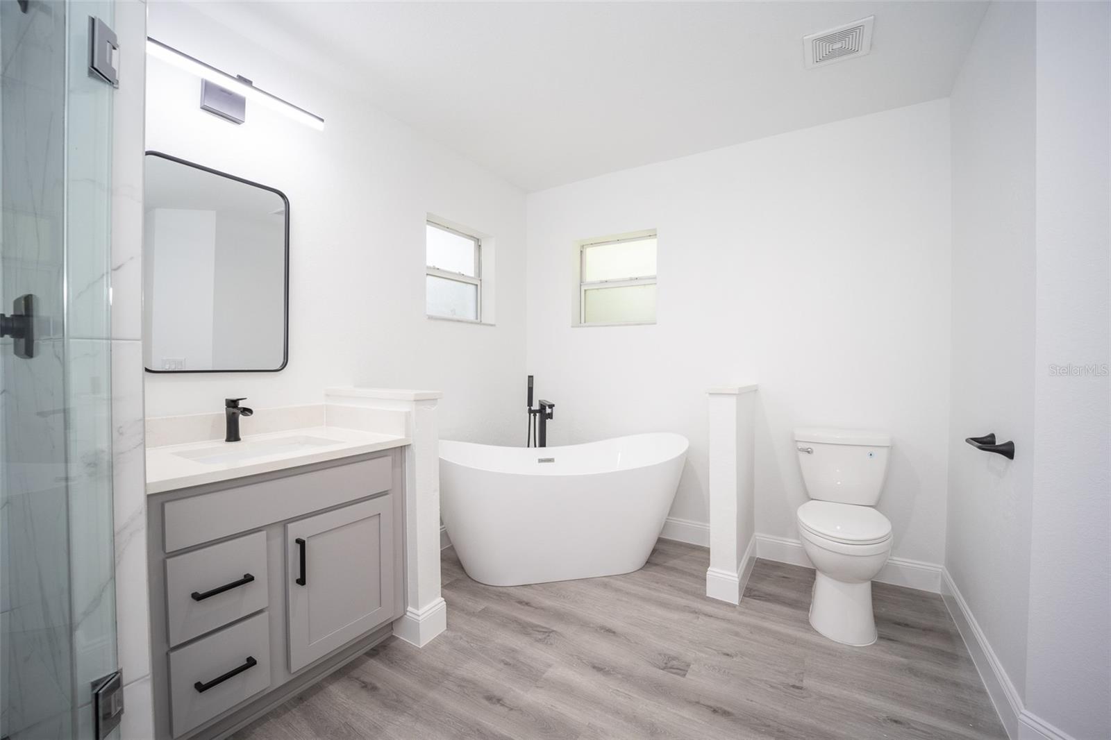 ORANGE BLOSSOM HILLS UN 01 - Residential Lease