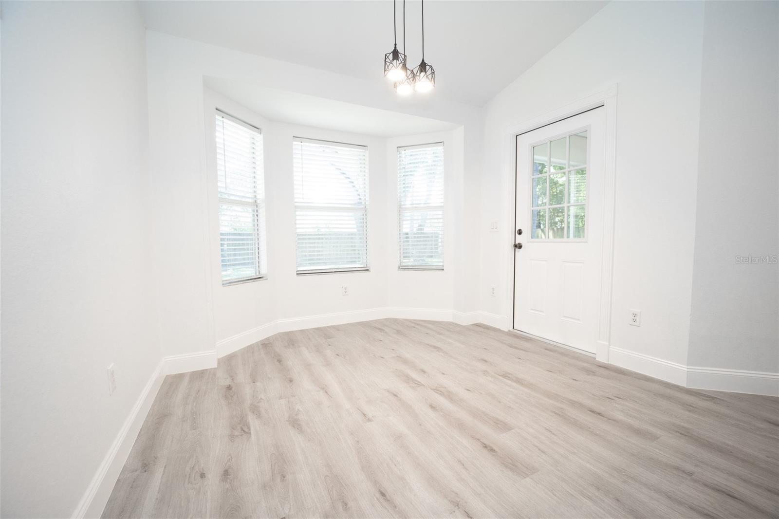 ORANGE BLOSSOM HILLS UN 01 - Residential Lease