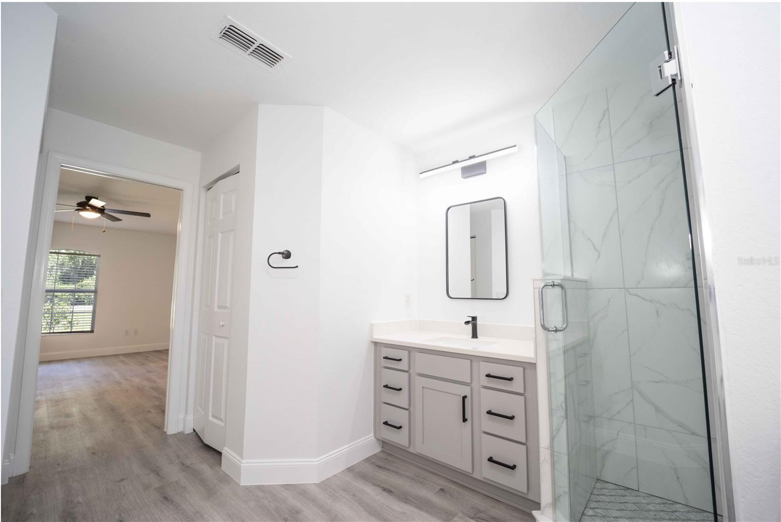 ORANGE BLOSSOM HILLS UN 01 - Residential Lease