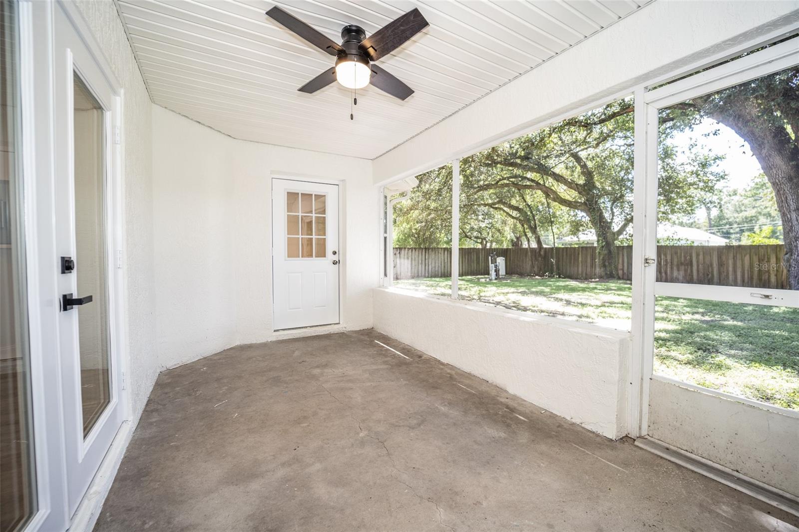 ORANGE BLOSSOM HILLS UN 01 - Residential Lease