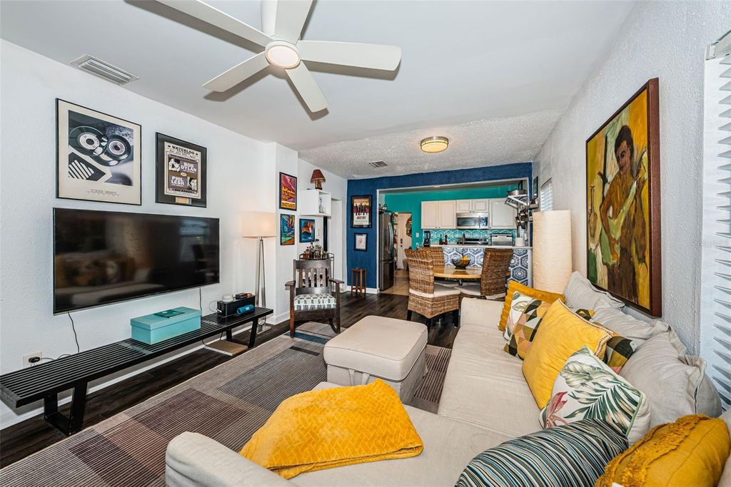 Photo of 547 15th Street N, St Petersburg, FL 33705 (MLS # TB8509227)