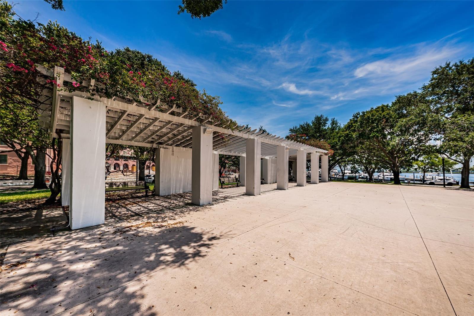 BON AIR - Residential