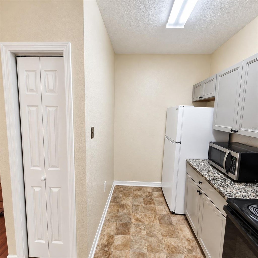 Photo of 18001 Richmond Place Drive #220, Tampa, FL 33647 (MLS # O6412793)