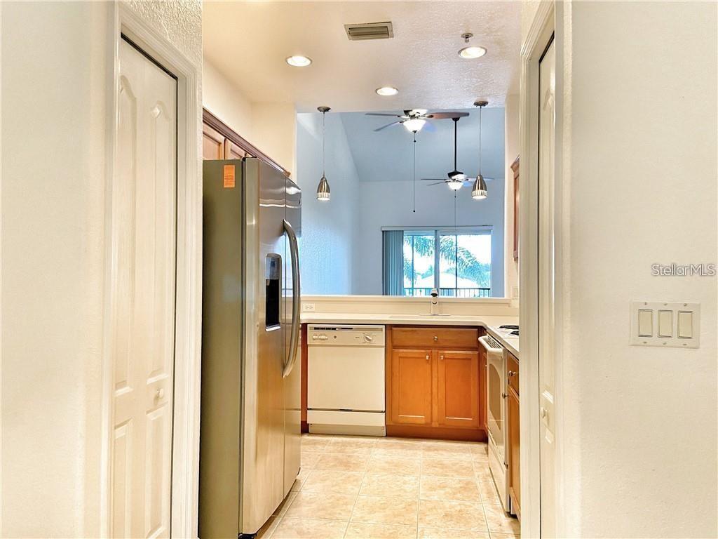 915 FAIRWAYCOVE LANE 208