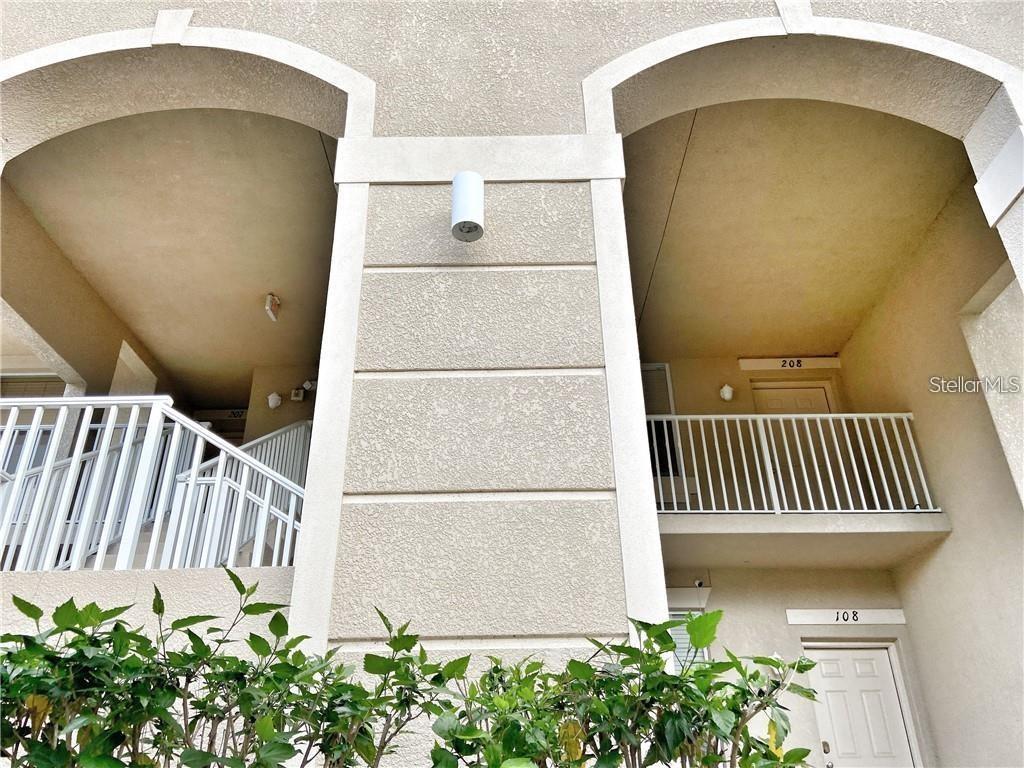 915 FAIRWAYCOVE LANE 208