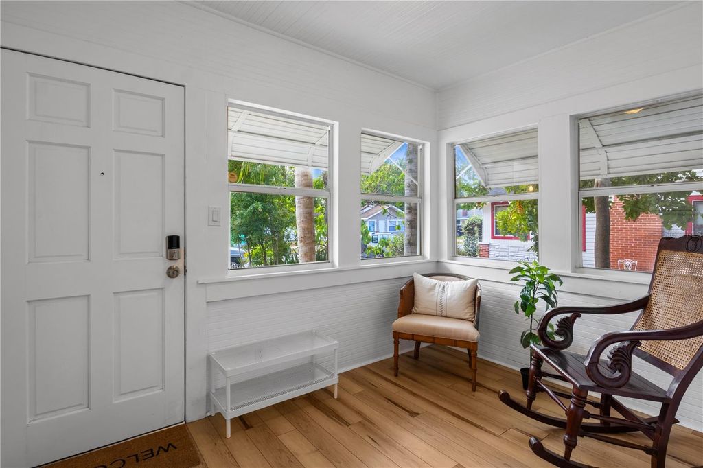 Photo of 918 16th Street W, Bradenton, FL 34205 (MLS # A4674234)