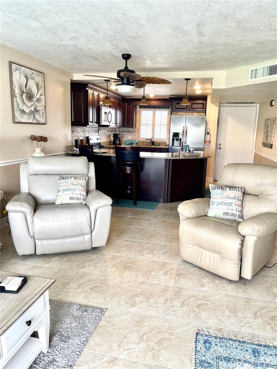 HAMILTON HOUSE THE CONDO - Residential Lease