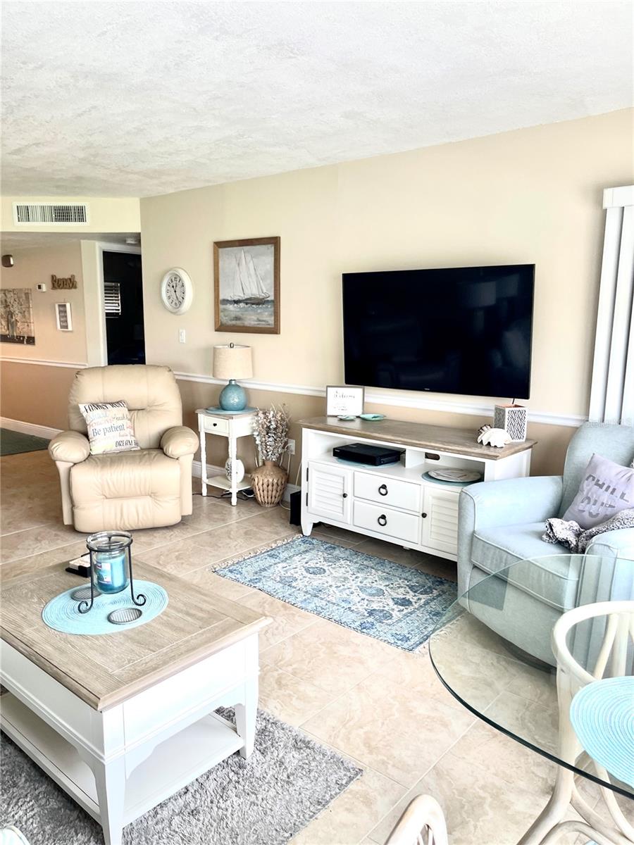 HAMILTON HOUSE THE CONDO - Residential Lease