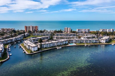 Photo of 4430 Exeter Drive #106, Longboat Key, FL 34228 (MLS # A4671849)