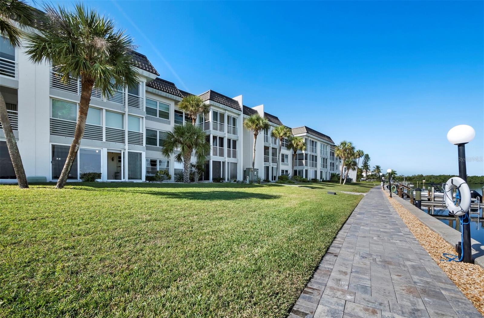 LONGBOAT HARBOUR - Residential