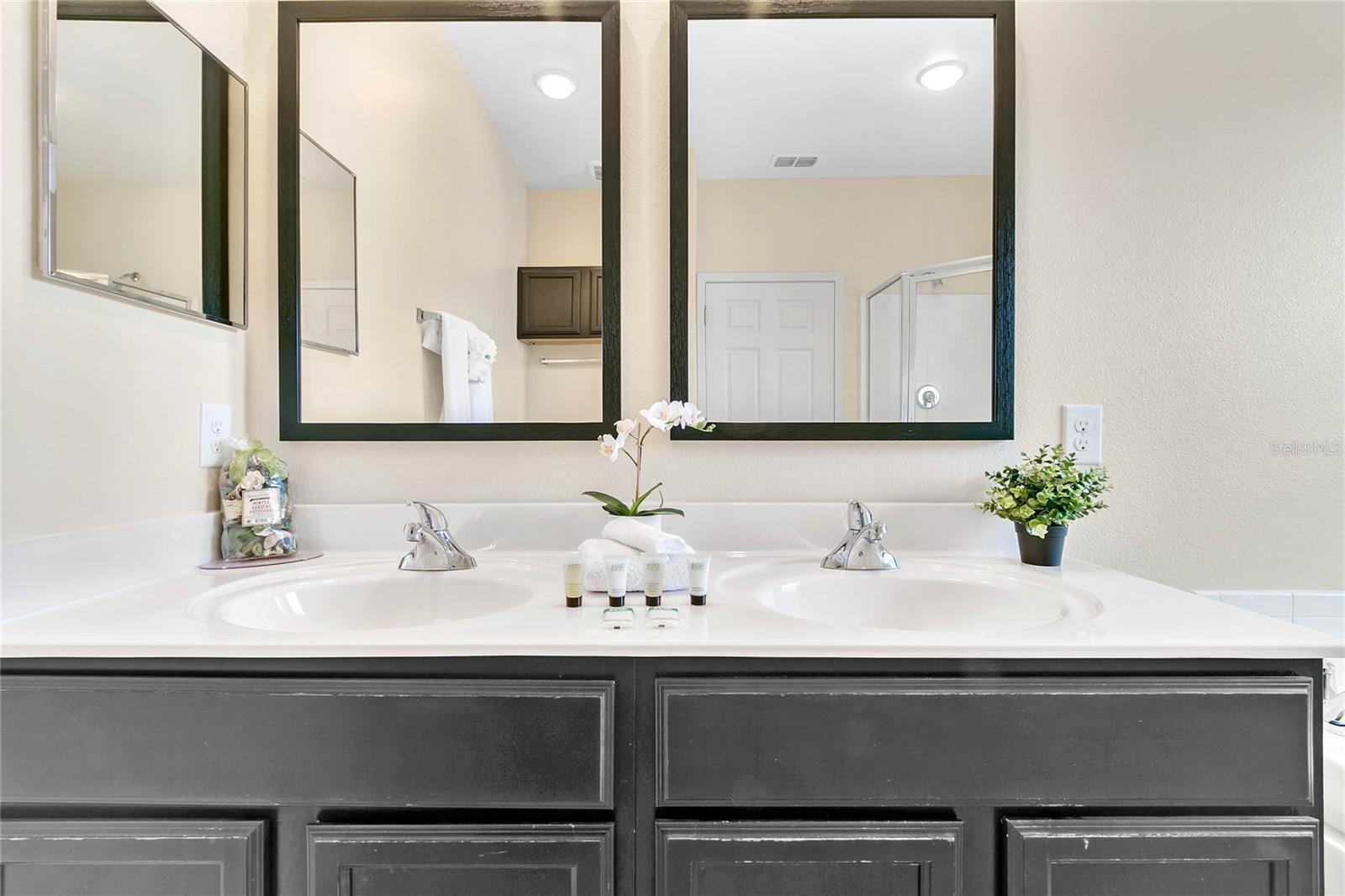 REGAL OAKS AT OLD TOWN - Residential